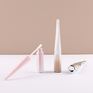 Emballage de tube de gloss à lèvres conique à pointe pointue, matériau pour fard à paupières liquide, surligneur, bâton de <span class=keywords><strong>blush</strong></span>, <span class=keywords><strong>essence</strong></span> pour cils, personnalisable - Product Image 1