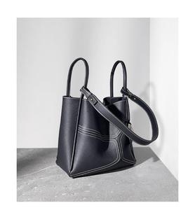 Bolso de Mano de Piel Sintética con Diseño de Cesta de Verduras, Estilo Bandolera, Cierre de Cremallera, Correa Desmontable, Forro de Seda, Estilo Minimalista - Product Image 6