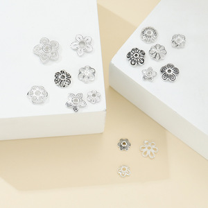 Cuentas espaciadoras de plata de ley 925 con diseño de flor hueca para la fabricación de pulseras, componentes de joyería, accesorios DIY - Product Image 1