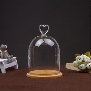 Vente en gros <span class=keywords><strong>de</strong></span> dôme en verre pour la décoration intérieure Couvercle en verre OEM <span class=keywords><strong>de</strong></span> cloche <span class=keywords><strong>de</strong></span> présentation dôme en verre Forever Flower dôme en verre avec base <span class=keywords><strong>de</strong></span> lumière LED - Product Image 4