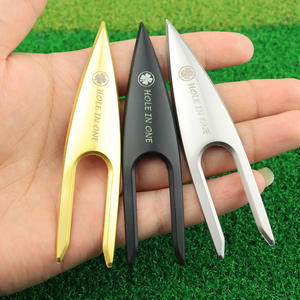 Herramienta de Reparación de Green de Golf con Forma de Pez y Logotipo Personalizado, Reparador de Metal con Limpiador de Ranuras, Regalo Multifuncional para Torneos de Golf - Product Image 4