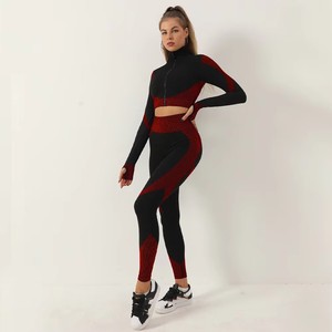 Ensembles d'entraînement haute performance pour femmes, <span class=keywords><strong>ensemble</strong></span> de yoga court (haut et bas), vêtements de sport de haute qualité pour entraînement intense - Product Image 6