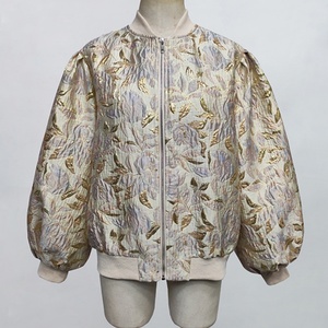 เสื้อแจ็คเก็ตลำลองผ้าแจ็คการ์ดซิปแฟชั่นเรียบง่ายสีพื้นแบบนูนลายสั่งทำขายส่ง OEM/ODM - Product Image 2