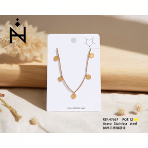 Collar de acero inoxidable con colgante de corazón chapado en oro, joyería moderna para mujer. - Product Image 4