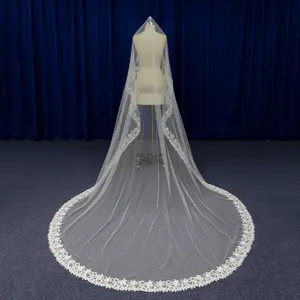 Voile féerique de mariée, longue traîne avec dentelle