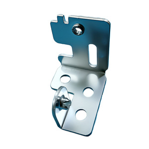 ยูเฟิง ฮาร์ดแวร์ แผ่นโลหะขึ้นรูป ขนาดหนา 0.1-2 มม. มีรูสำหรับยึดติด - Product Image 1
