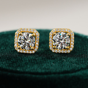Vendita calda 925 Sterling Silver18K <span class=keywords><strong>oro</strong></span> giallo placcato Vvs 1 carato diamante Moissanite orecchini a bottone di fidanzamento da donna - Product Image 1