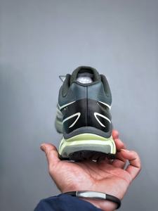 Zapatos deportivos casuales de diseño de lujo, hechos a medida, para aumentar la altura, transpirables y cómodos, aptos para uso en exteriores. - Product Image 2