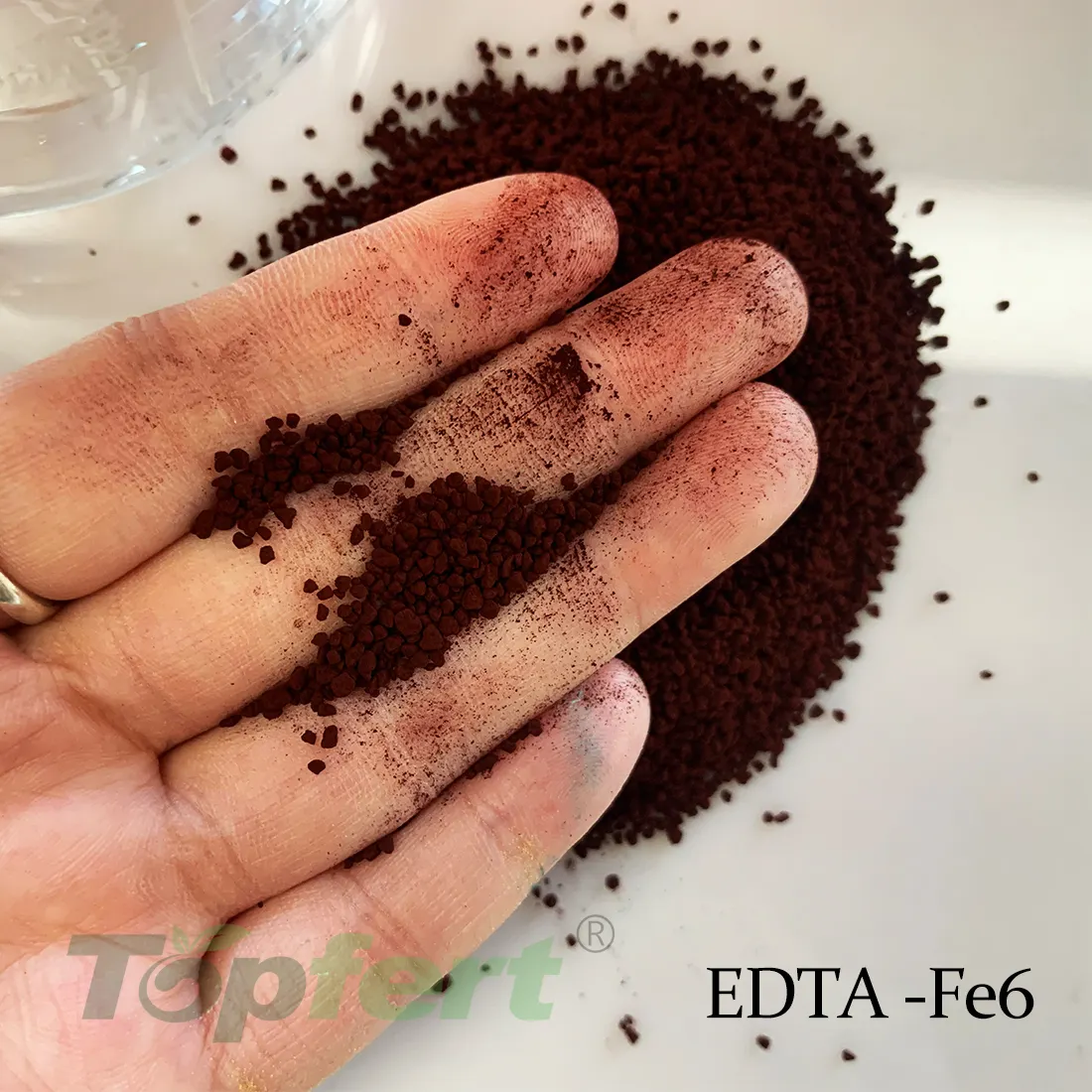 EDDHA Fe % 6 Chelate Besi Pupuk Organik Fe Edta Chelated