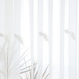 Rideaux Transparents Blancs Personnalisés avec Broderie Plumes et Œillets pour Salon - Product Image 3