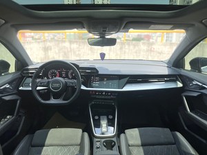 Occasion 2021 <span class=keywords><strong>A3</strong></span> <span class=keywords><strong>Sportback</strong></span> Berline Direction Gauche Sièges en cuir Caméra arrière FWD Barre de toit en alliage d'aluminium R17 Pneu Essence Automatique - Product Image 3