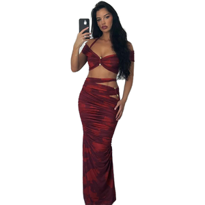 Conjunto <span class=keywords><strong>de</strong></span> Dos Piezas para <span class=keywords><strong>Mujer</strong></span>, Top Corto sin Cuello con Estampado Tejido y Falda Larga, Estilo Bikini con Hombros Descubiertos, Atuendos <span class=keywords><strong>Bonitos</strong></span> - Product Image 1
