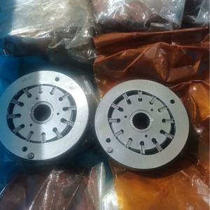 Motor Hidráulico Sandvik 56006087 LH307 con Montaje de Brida, Flujo Cuantitativo, Eje de Nivel y Accionamiento Eléctrico - Product Image 2