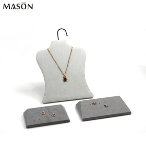 Gris mode microfibre collier bijoux stand organisateur porte-bijoux pour la vente <span class=keywords><strong>de</strong></span> vêtements cintre forme collier affichage accessoires - Product Image 3
