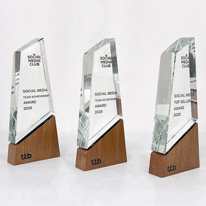 カスタムクリスタルトロフィー彫刻賞スポーツミーティング用プラーク歓迎ギフトウッドベースクリスタルトロフィーMH-N445 - Product Image 4