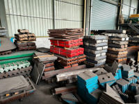 Plaques de broyage en acier à haute teneur en manganèse pour concasseurs PF1210 PF1214 PF1315, boulons de concasseur à percussion pour machines minières, barres de frappe, plaques d'impact