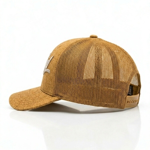 Gorra Trucker de 6 Paneles de Alta Calidad con Bordado 3D Personalizado, Malla Trasera y Ojales, Ideal para Playa y Ciclismo, Venta al por Mayor de Fábrica OEM ODM con MOQ Bajo - Product Image 6