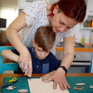 Tùy chỉnh kích thước Basswood đồ trang trí bằng gỗ thiên nhiên woodfinished khối trang trí thông linh vật sơn Globe bền thân thiện với môi OPP - Product Image 4