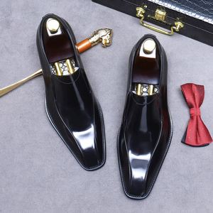 รองเท้าผู้ชายสไตล์แฟชั่นใหม่ สีผสม พื้นยาง ทำมือคุณภาพสูง - Product Image 5