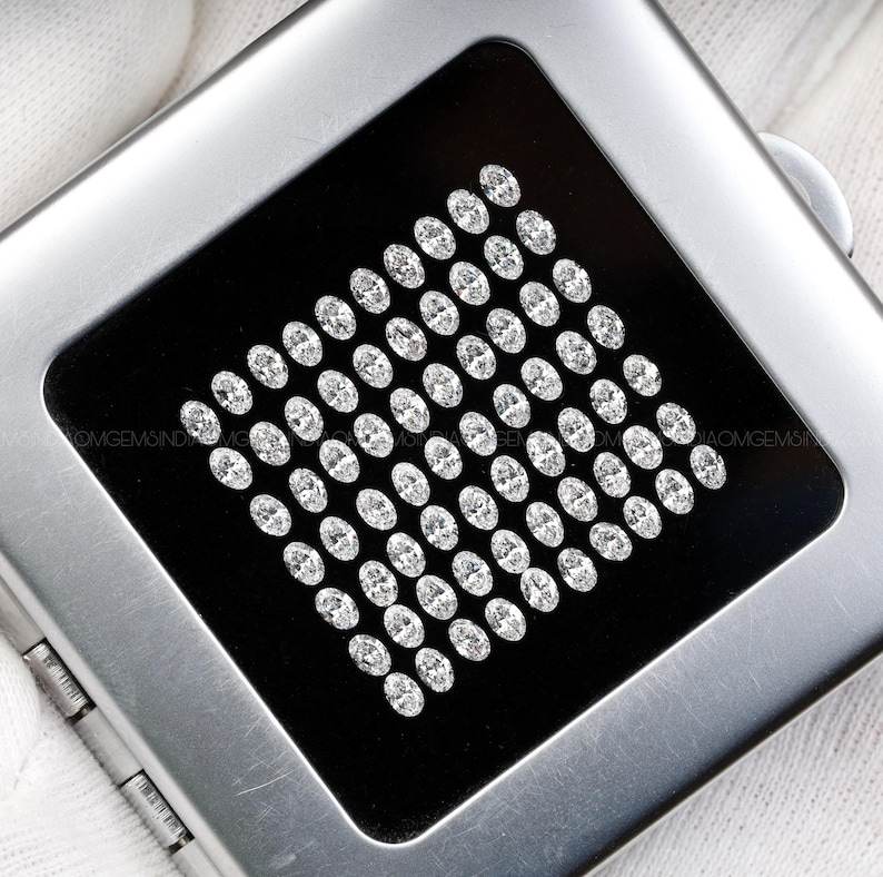 รูปภาพมีสีและคุณภาพเหมือนกัน