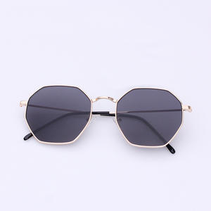 Gafas de Sol Irregulares Qianai con Marco Dorado, Lentes con Película Roja Rosa, Protección UV400, Unisex, Tipo 3, Lentes AC - Product Image 3