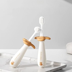 Brosse à dents d'apprentissage pour bébé, manche en silicone, brosse en PPSU, brosse à dents auto-nettoyante pour enfants, blanche, pour les soins bucco-dentaires quotidiens - Product Image 5
