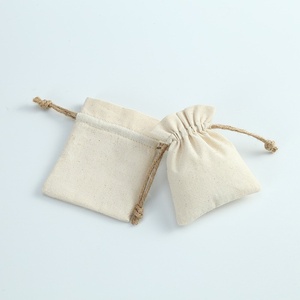 Sac <span class=keywords><strong>en</strong></span> toile de jute, <span class=keywords><strong>lin</strong></span>, coton et polyester <span class=keywords><strong>beige</strong></span>, personnalisé avec cordon de serrage, <span class=keywords><strong>en</strong></span> tissu de coton mousseline biologique, sac anti-poussière à cordon. - Product Image 1