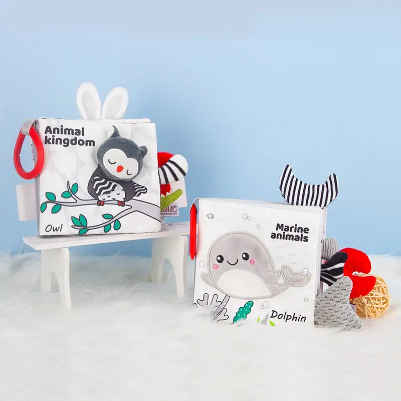 Livre pour bébé en tissu noir et blanc livre pour enfants sûr avec jouets nouveaux livres 3d avec jouets animaux éducatifs