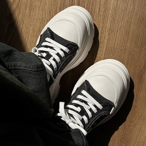 Zapatos Casuales Ligeros con Suela Gruesa y Elevada, Estilo 2025, Perfectos para Hombre y Mujer, Transpirables, de Lona, Modernos - Product Image 3