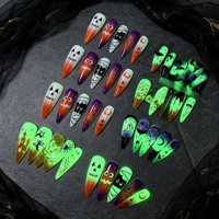 Lot de 4 faux ongles autocollants Halloween phosphorescents, imprimés en 3D, longs stilettos, motifs citrouille, fantôme, chauve-souris, pour fête