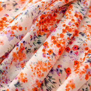 Nuevo Diseño, <span class=keywords><strong>Pañuelos</strong></span> y Bufandas de Viscosa con Estampado Floral de Alta Calidad, Proveedor de <span class=keywords><strong>Pañuelos</strong></span> Suaves Estampados - Product Image 6