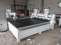 Offre Spéciale – Machine de gravure CNC multi-têtes à 6 broches 1325/1825/2025 pour le relief sur bois et la fabrication de meubles