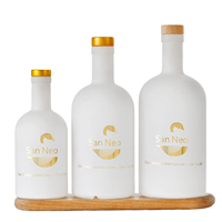 Fourniture directe d'usine 200ml 375ml Bouteille de liqueur de whisky noir mat Bouteille en verre de vodka avec liège