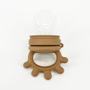 Nouveau produit 2024 de qualité alimentaire sans Bpa animal cochon infantile Silicone légumes fruits frais mangeoire pour bébé mamelon sucette sucette - Product Image 4