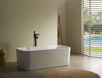 Baignoire autoportante en acrylique, rectangulaire moderne, avec ensemble d'accessoires de salle de bain pour la maison, l'hôtel, la villa