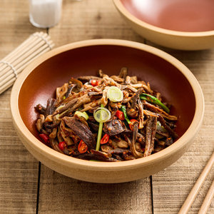 Bol à salade créatif <span class=keywords><strong>en</strong></span> <span class=keywords><strong>terre</strong></span> <span class=keywords><strong>cuite</strong></span> rouge avec glaçure mate intérieure et extérieur brut, <span class=keywords><strong>plat</strong></span> de service profond pour la vaisselle de restaurant - Product Image 1