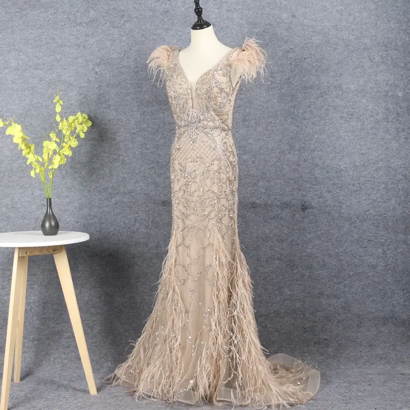 Yo023 High-Quality Handmade Luxury Beaded And Shiny Feather Slim-Fit Mermaid Evening Dress