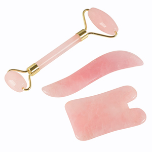 <span class=keywords><strong>En</strong></span> gros rose <span class=keywords><strong>quartz</strong></span> rouleau et <span class=keywords><strong>gua</strong></span> <span class=keywords><strong>sha</strong></span> grattoir outil de massage Visage rouleau ensemble - Product Image 4
