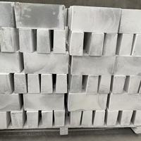 Étagères de four en carbure de silicium lié au nitrure, briques réfractaires de taille et de forme personnalisables