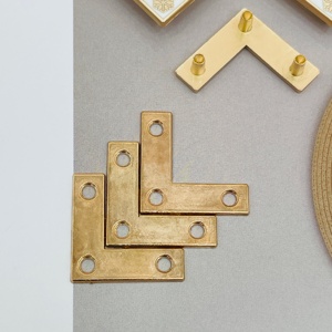 Váy tam giác cho thobe người đàn ông Mài sơn sẽ không phai treo mạ kim loại nhãn nút - Product Image 5