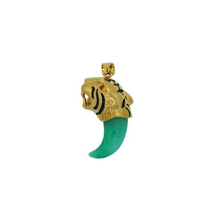 Potente e Maestoso Accessorio di Gioielleria Esotica, Ciondolo a Forma di Dente di Lupo Verde in Tono Oro, Artiglio di Tigre per Uomo - Product Image 5