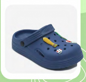 Sandali Zoccoli per Bambini con Spille Animate Taglia 19 Rossi Scarpe Estive Casual Slip-On con Tomaia in Plastica e Suola in Gomma - Product Image 4