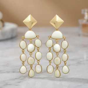 Pendientes de Araña Hechos a Mano en Latón Chapado en Oro con Piedras Preciosas y Perlas, Estilo Étnico, para Bodas y Moda - Product Image 3