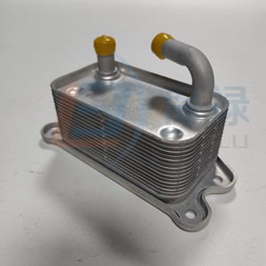 ออยล์คูลเลอร์สำหรับวอลโว่ S60 S70 S80 30751937 GS795 อะไหล่ทดแทน - Product Image 1