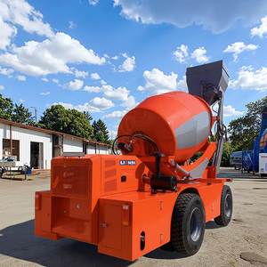 Camion malaxeur à béton mobile auto-chargeur de nouvelle conception avec une capacité de 4 m³ en vente - Product Image 4