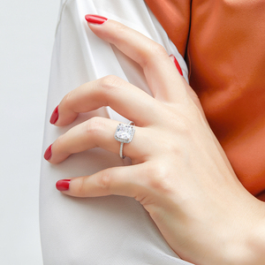 Cincin Soliter Band Tipis, Cincin Pertunangan Pernikahan Perak Murni 925 Lapis Emas 18K Tebal Berlapis Rhodium Bentuk Hati - Product Image 4