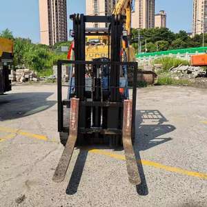 Cilindro Medio de 3 Etapas y 4.5m para Motor Diésel 6fd30, Montacargas de Servicio Pesado de 3 Toneladas, Fabricación Japonesa, Uso en Almacenes - Product Image 6