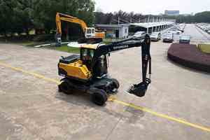 Excavatrice sur pneus Hyundai HW80G HX80 8 tonnes en excellent état avec moteur de marque supérieure et certification CE/EPA à vendre - Product Image 2