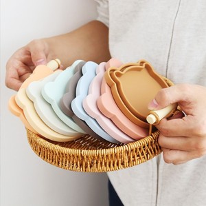 Platos de Silicona con Forma de Oso para Bebés, Platos con Succión para Alimentos para Bebés, Niños Pequeños y Niños - Product Image 3