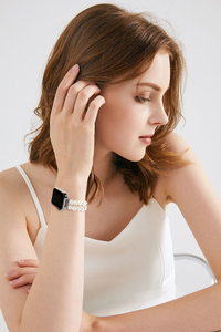 สายนาฬิกาไข่มุกหรูหราสำหรับสุภาพสตรี ขนาด 16 มม. สาย OEM สำหรับนาฬิกาขนาด 38 มม./42 มม. พร้อมสายรัดแบบผีเสื้อประดับคริสตัล - Product Image 5